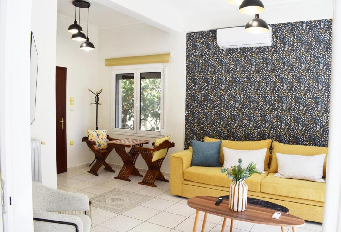 Apartment Nama -central Vacation With Free Parking Only 900m Far From Venetian Port And Beach!